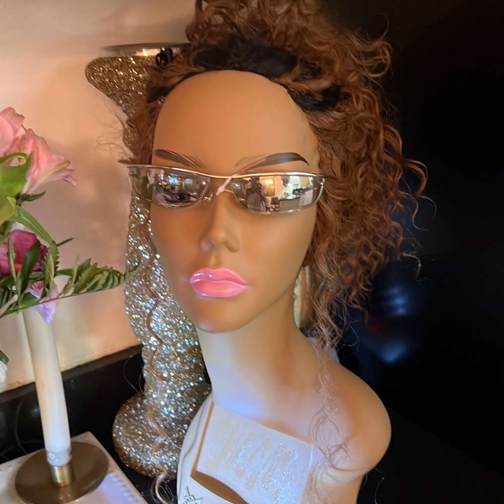 Ladies sunglasses
